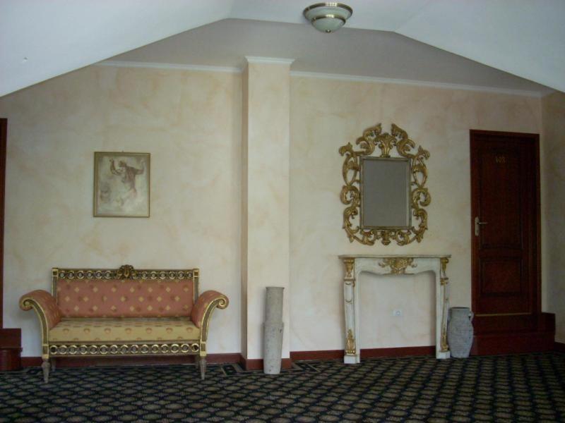 Hotel Royal Zalau Exterior photo