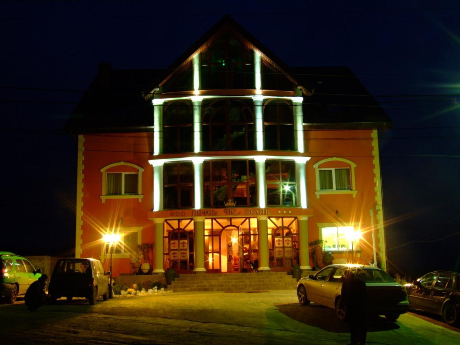 Hotel Royal Zalau Exterior photo